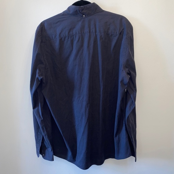 Lacoste Dress Shirt in Excellent Condition - Picture 2 of 5